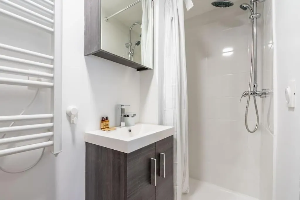 2 Sebastopol Republique Apartament Paryż